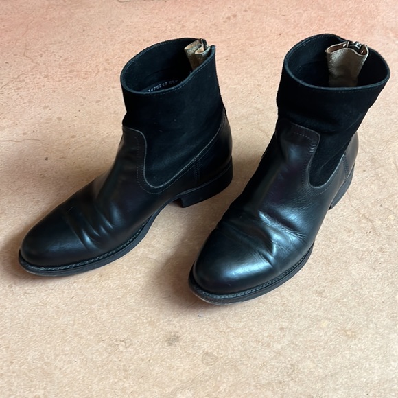 Frye womens Jamie zip up boot, black size 8 - Picture 6 of 8